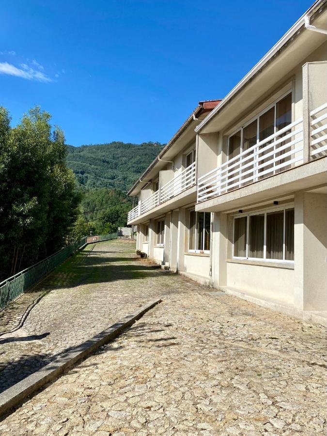 Geres Distinto Apartment Bagian luar foto