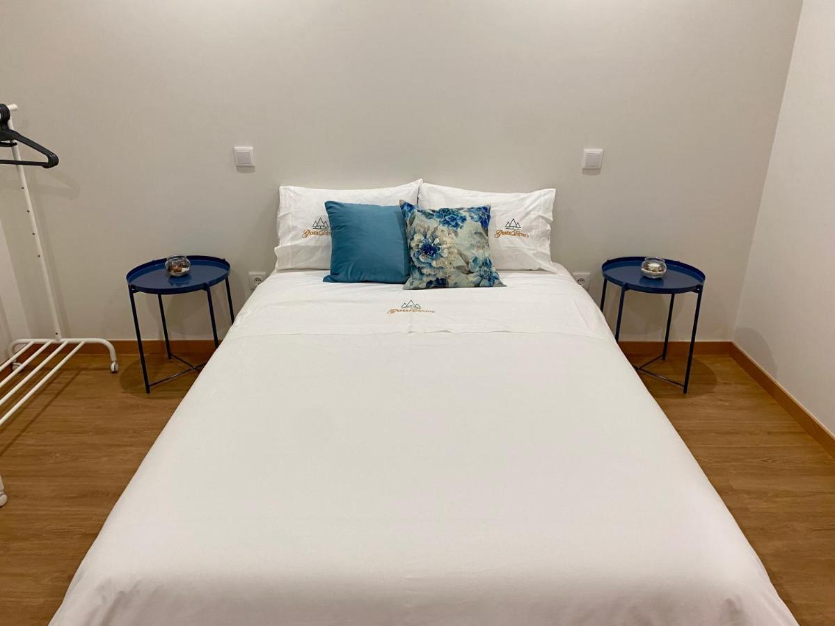 Geres Distinto Apartment Bagian luar foto