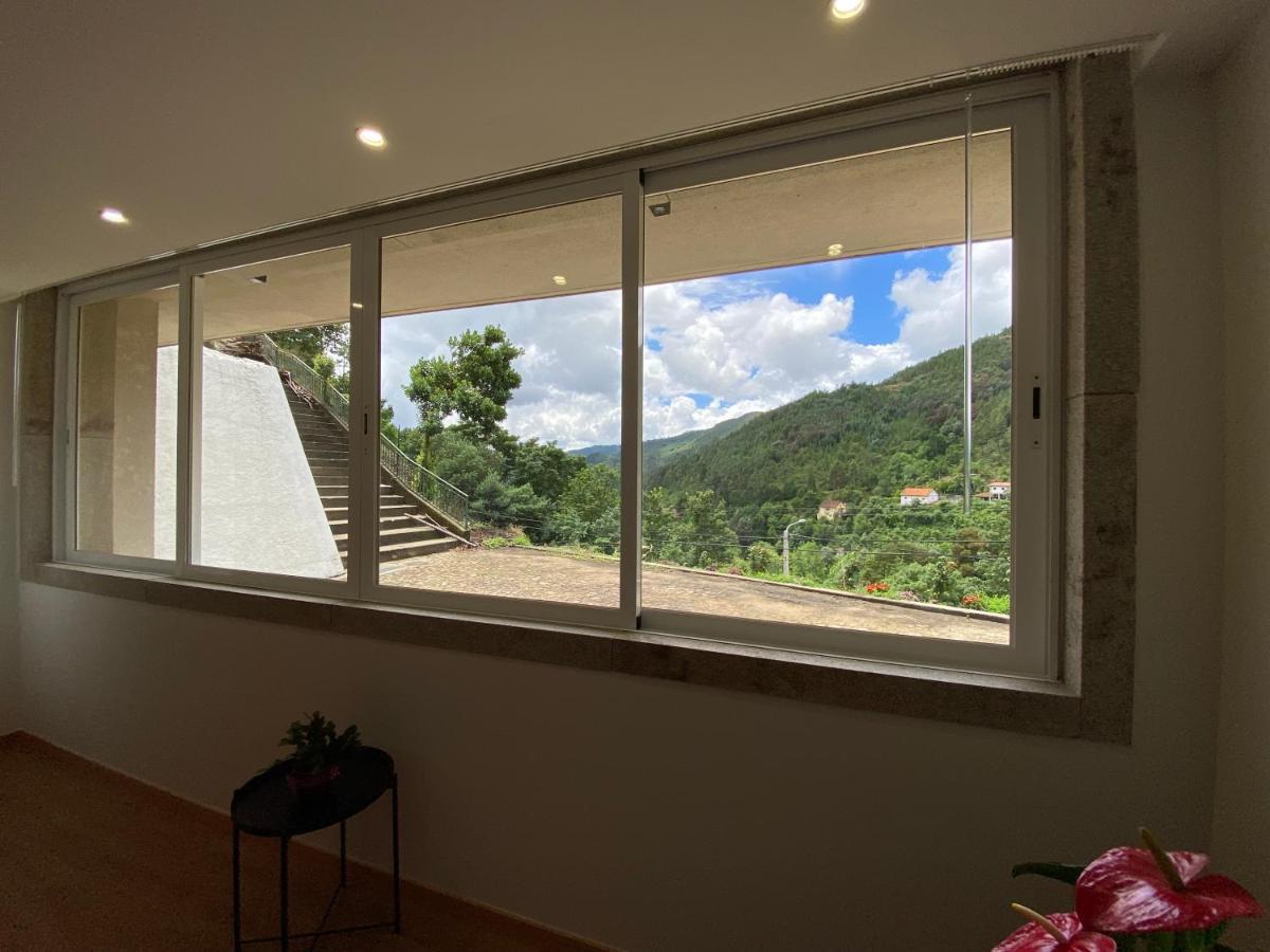 Geres Distinto Apartment Bagian luar foto