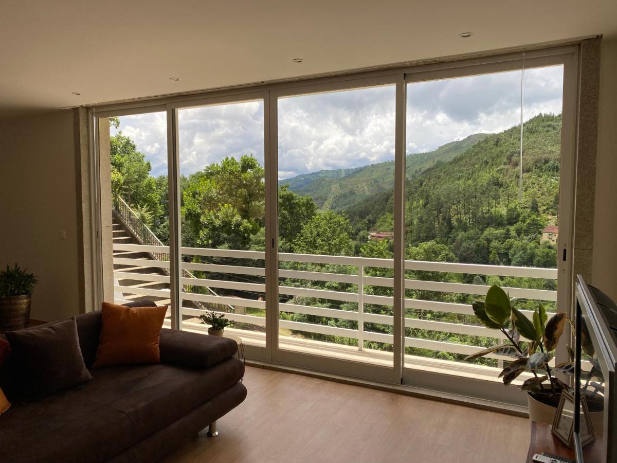 Geres Distinto Apartment Bagian luar foto